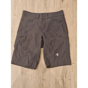 Eddie Bauer First Ascent Cargo Shorts Men's 32x11* Gray Gorpcore Hiking Outdoor